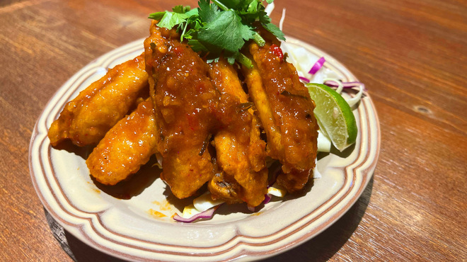 タイ屋台 ラオラオ - 料理写真:トムヤム手羽