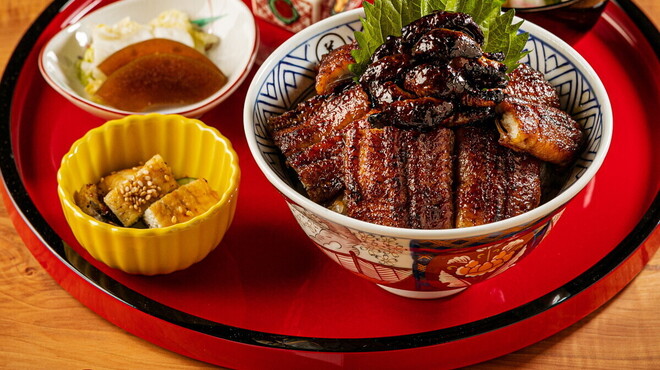 炭焼うな富士 - メイン写真: