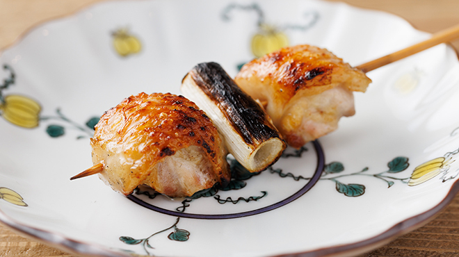 焼鳥 酉乃洲 - 料理写真:奄美黒ほろほろ鳥 もも肉