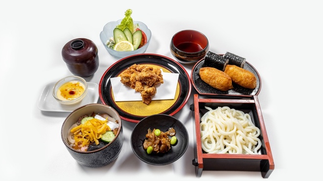 入船壽司 兩替町店 - 炸雞定食
