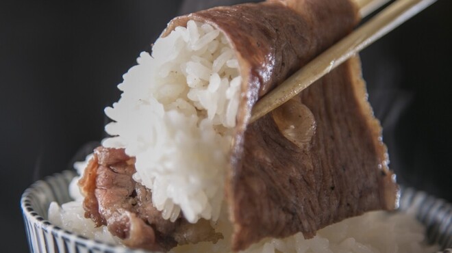 焼肉 銀しゃり 直球ホルモン - メイン写真: