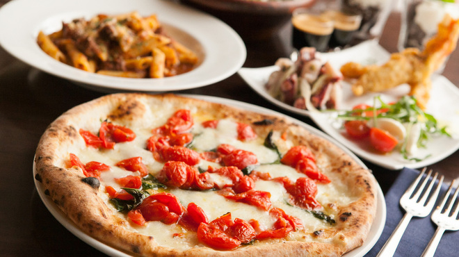 チェルピーナ邸 イタリア石窯料理と天然酵母ピザ - メイン写真: