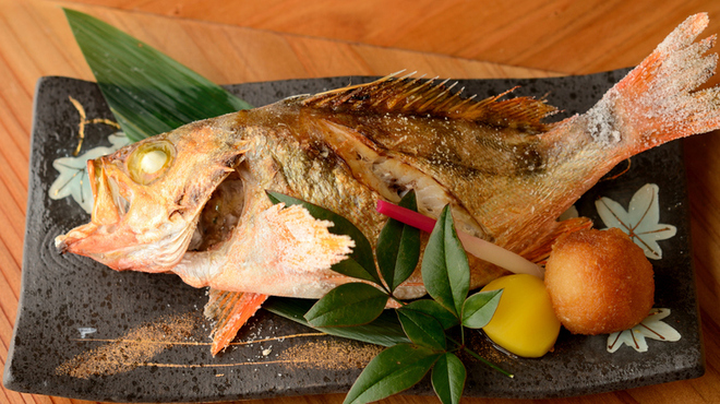 うお清 - 料理写真:ヤナギバチメ塩焼き