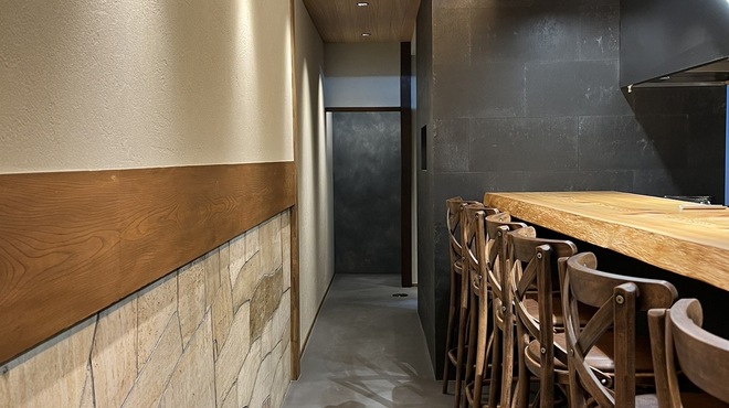 にかわ - 内観写真:カウンター