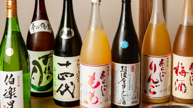 六角橋ホルモン 大夢 - ドリンク写真:こだわりの日本酒と果実酒