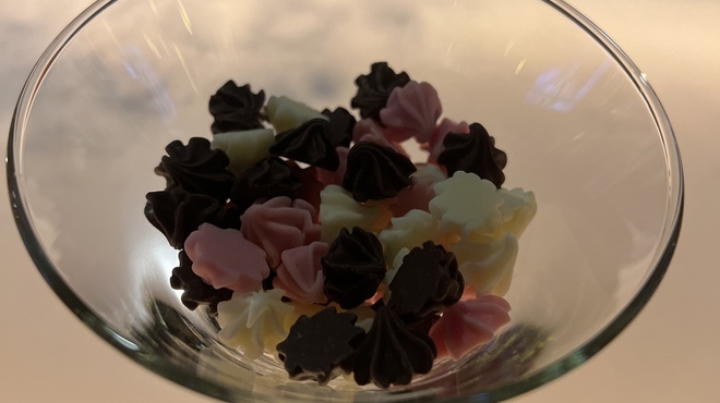 bar zero - 料理写真:キスチョコ