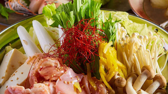 隠れ家個室居酒屋 道楽ぼうず - 料理写真:コラーゲンたっぷり鶏白湯鍋