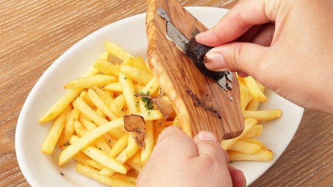 100種のワインとイタリアン 京橋Mbオイスターハウス - メイン写真: