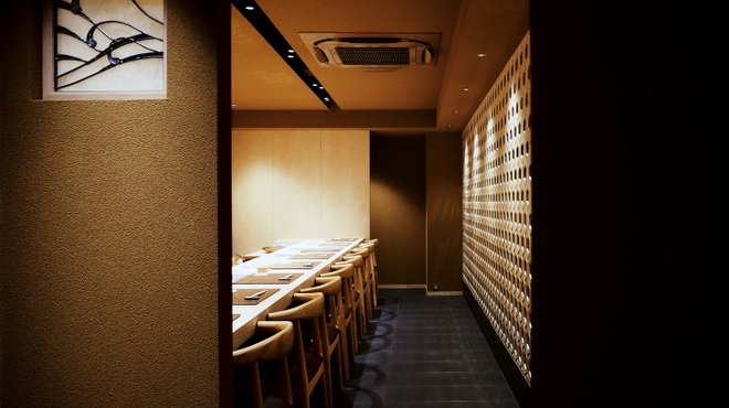 北新地 さえき - 内観写真:店内