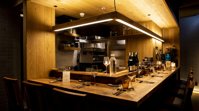 赤坂 Na Camo guro - メイン写真: