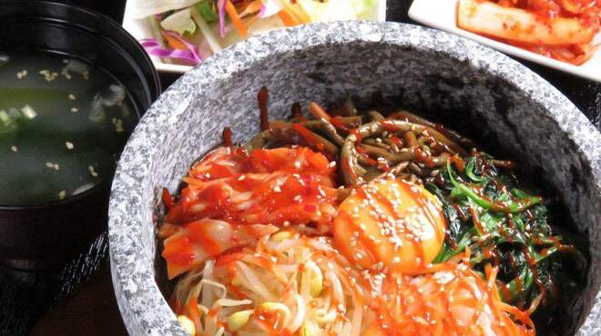 厳選和牛 焼肉食べ放題 眞牛館 - メイン写真: