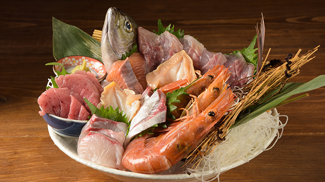 東京Jimbei - メイン写真:鮮魚盛り合わせ