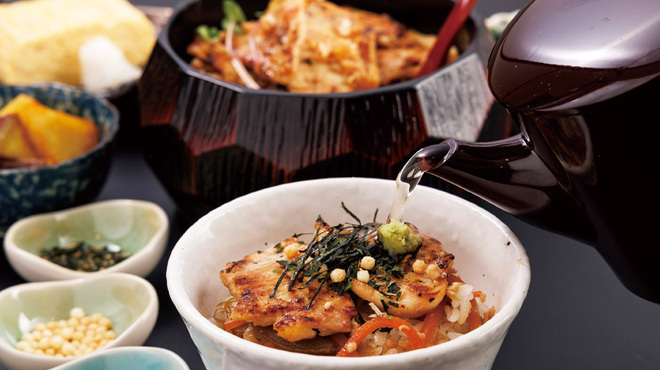 大坂かしわ飯 ロマン亭 - メイン写真: