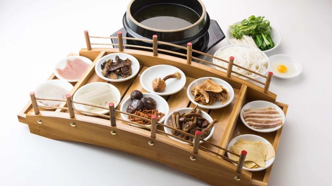 食彩雲南 過橋米線 - メイン写真: