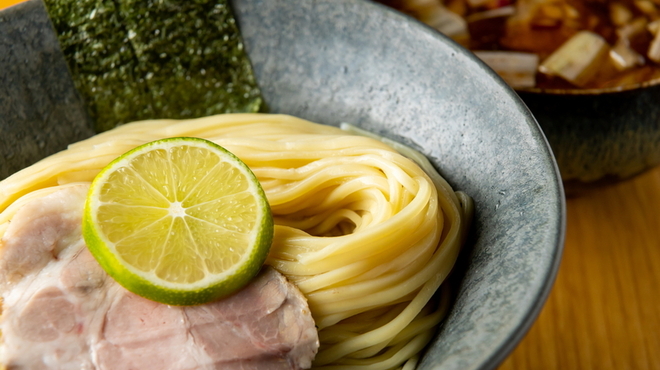 二階堂 - 料理写真:北海道産小麦きたほな使用使用した特注麺