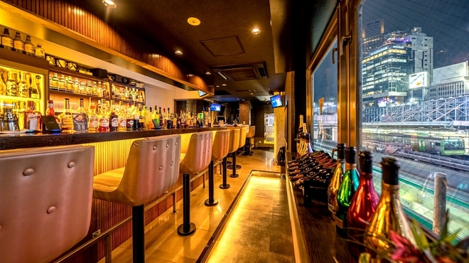 LUXURY BAR PALACE - メイン写真: