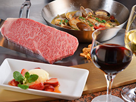 鉄板焼 但馬 - 料理写真:神戸ビーフ　サーロインステーキ