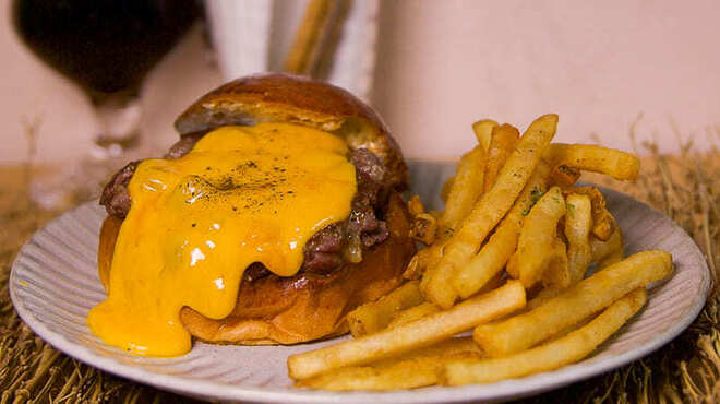KAKUMEI Burger & cafe - メイン写真: