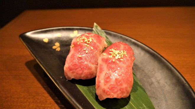 南新宿 和牛焼肉 慶 - メイン写真: