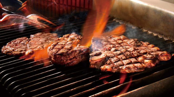 ウルフギャング・パック キッチン＋バー - メイン写真: