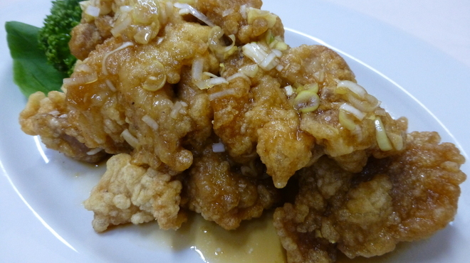 梅林 - 料理写真:若鶏から揚げ　中1,600円