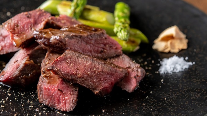 Madre ハーブとスパイス料理のワイン食堂 - メイン写真: