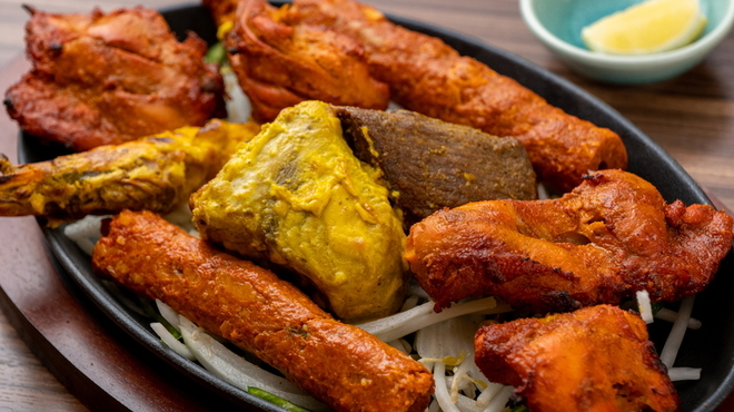 더 로이야루 아지안 킷친 다이야몬도 세이루카 가든점