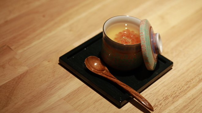 寿司処 京都 宙 - 料理写真:当店で人気の茶碗蒸し。