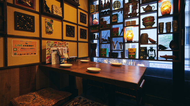 東南アジア屋台酒場 バグース - メイン写真: