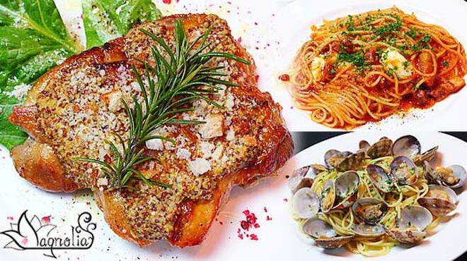 Magnolia - 料理写真:鶏もも肉のパン粉＆マスタード焼き、モッツァレラ入りアマトリチャーナ、ボンゴレビアンコ