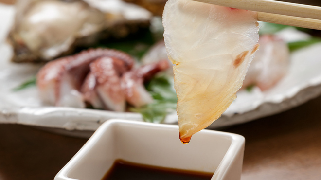 梅田 日本酒 ワイン 隠れ家 リール食堂 - メイン写真: