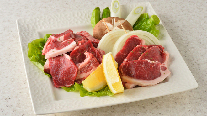 焼肉ひび屋 - 料理写真:特選ラム肉サフォーク盛合せ4378円