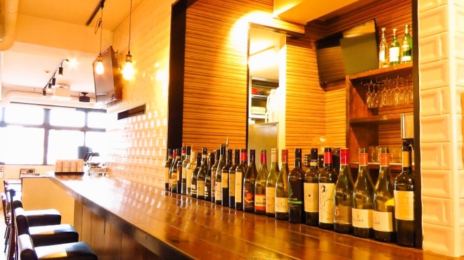 神宮前食堂 サンハウス - メイン写真: