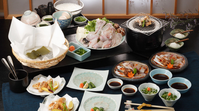 ふぐ料理 百福 - メイン写真: