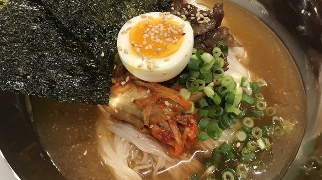 炭火焼肉とからから鍋 千成屋 - メイン写真: