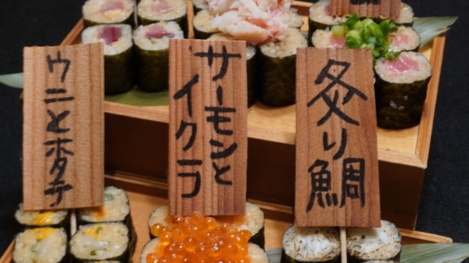 水産卸直営酒場 ぎんりん - メイン写真: