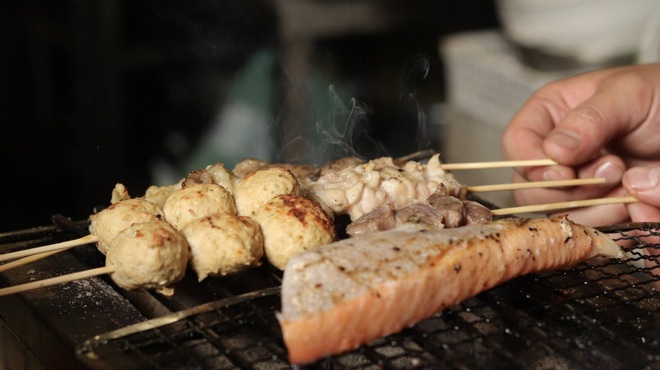 炭火焼居酒屋ハム - メイン写真: