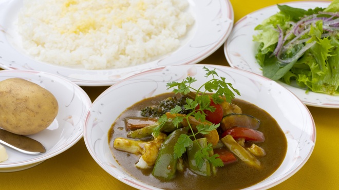 欧風カレー ル・ムーラン - 料理写真: