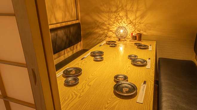 完全個室と日本酒横丁 あばれ鮮魚 - メイン写真: