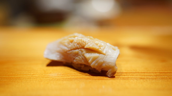 鮨 真 - 料理写真:北寄貝
