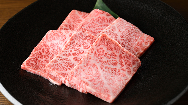 焼肉市場うまうま - メイン写真: