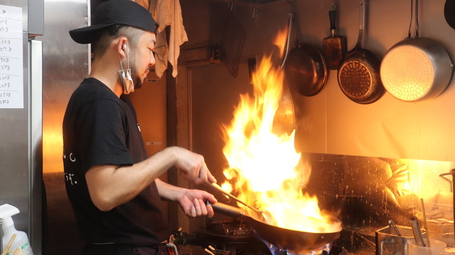 麺屋 わがもん 大名本店 - メイン写真: