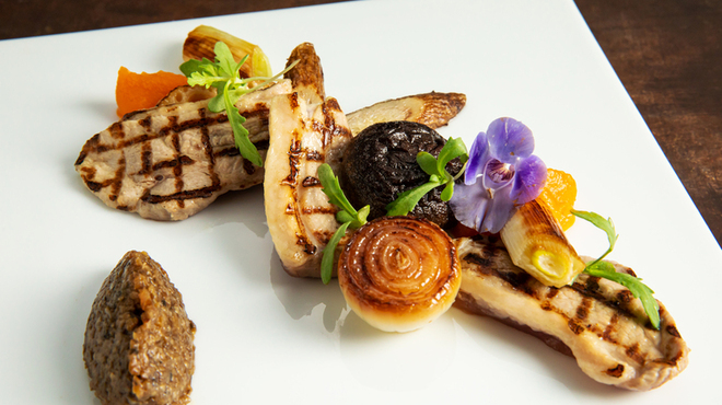 LAZOR GARDEN DINING - 料理写真: