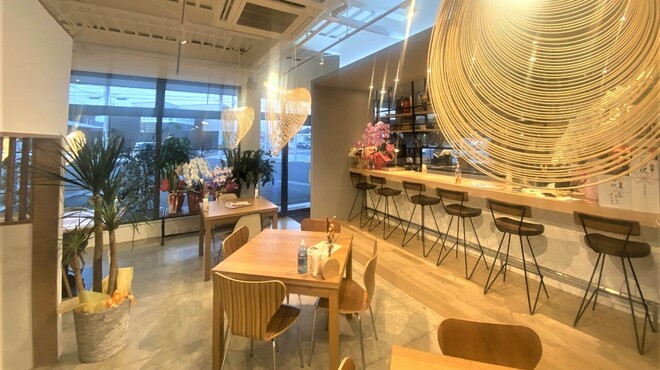 カジュアル レストラン&バー マカロニ - メイン写真: