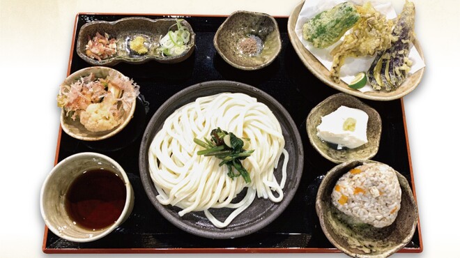 Mizusawa Udon Suikouen - メイン写真: