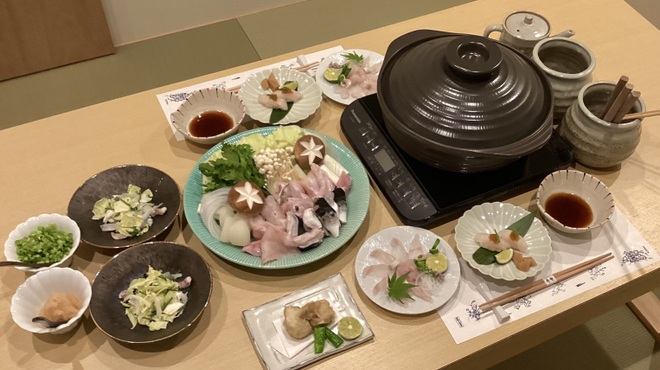 鮨 寿樂 - 料理写真:てっちりコース（冬限定）