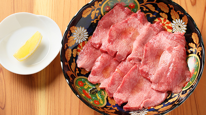 焼肉ホルモンしづる - メイン写真: