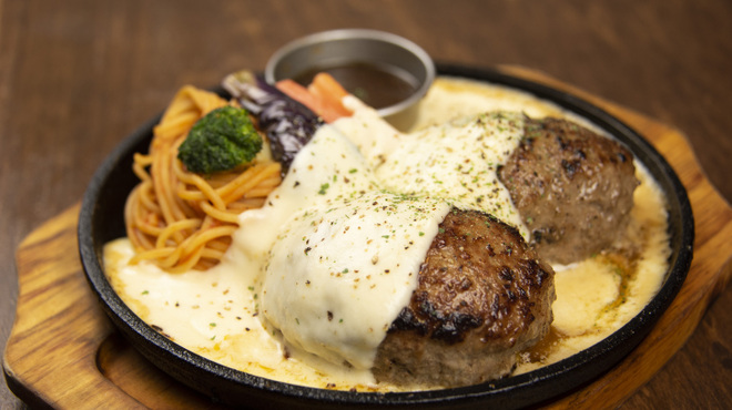 STEAK&HAMBURG ひげ - メイン写真: