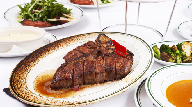 ウルフギャング・ステーキハウス - 料理写真: