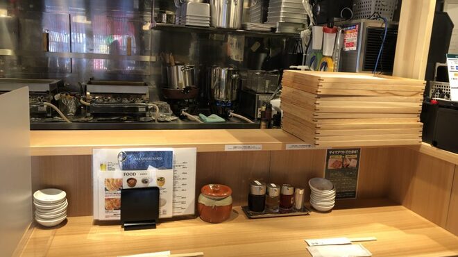 餃子歩兵 - メイン写真: